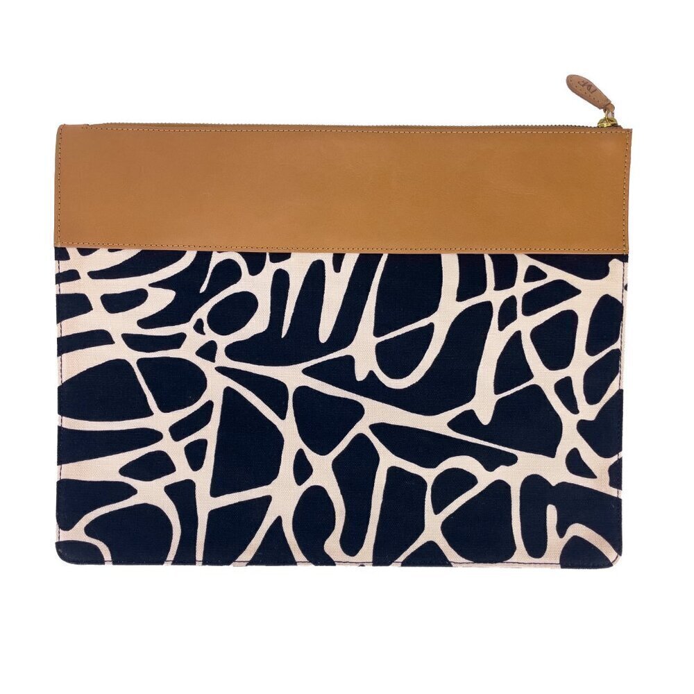 DIANE VON FURSTENBERG Large Print‎ Canvas Tan Leather Laptop Cosmetic Pouch Bag